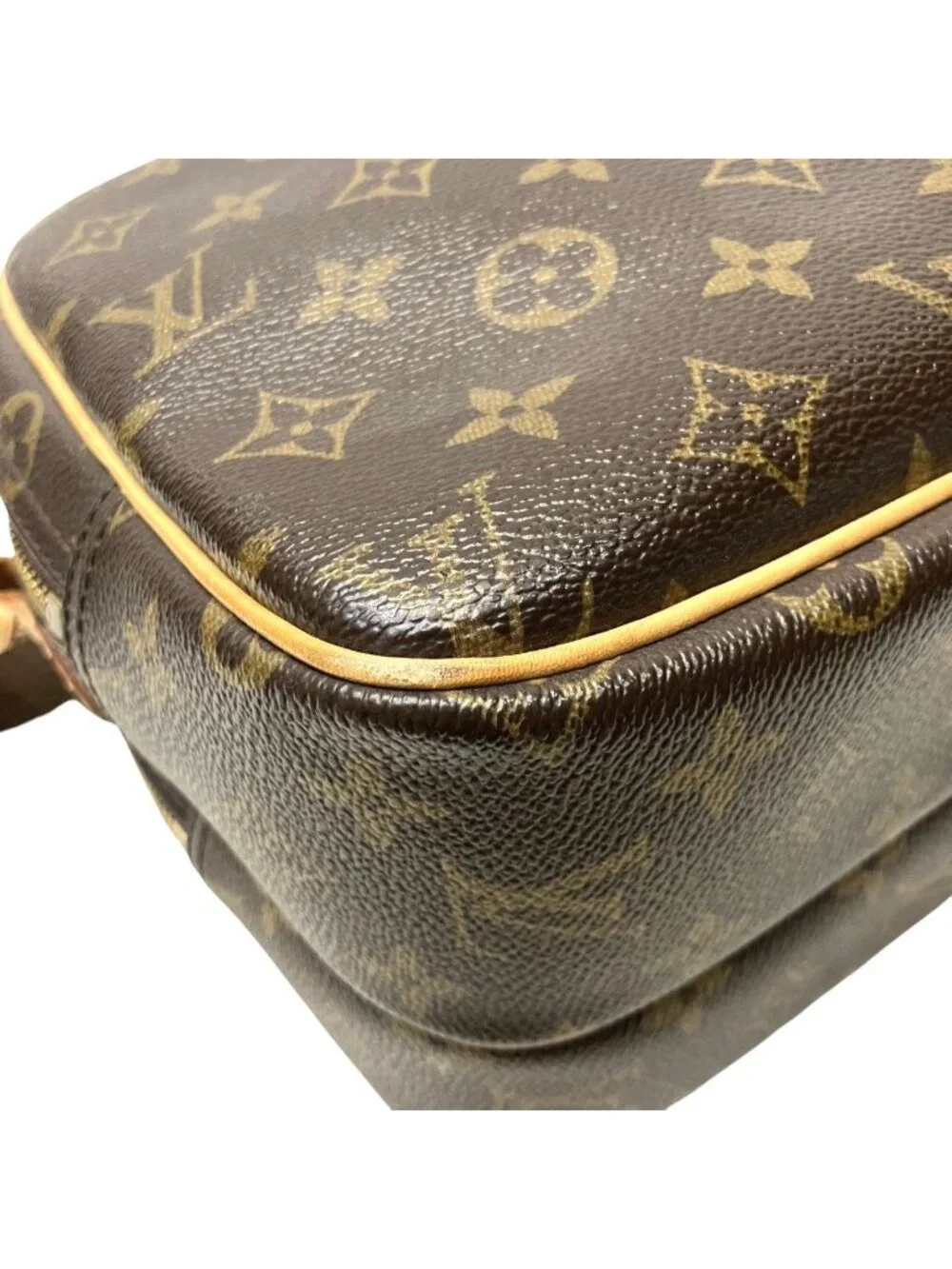 Louis Vuitton Reporter PM Monogram Shoulder Bag Canvas